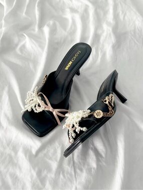 Fashionnova Black Pearl-Embellished Heeled Mules